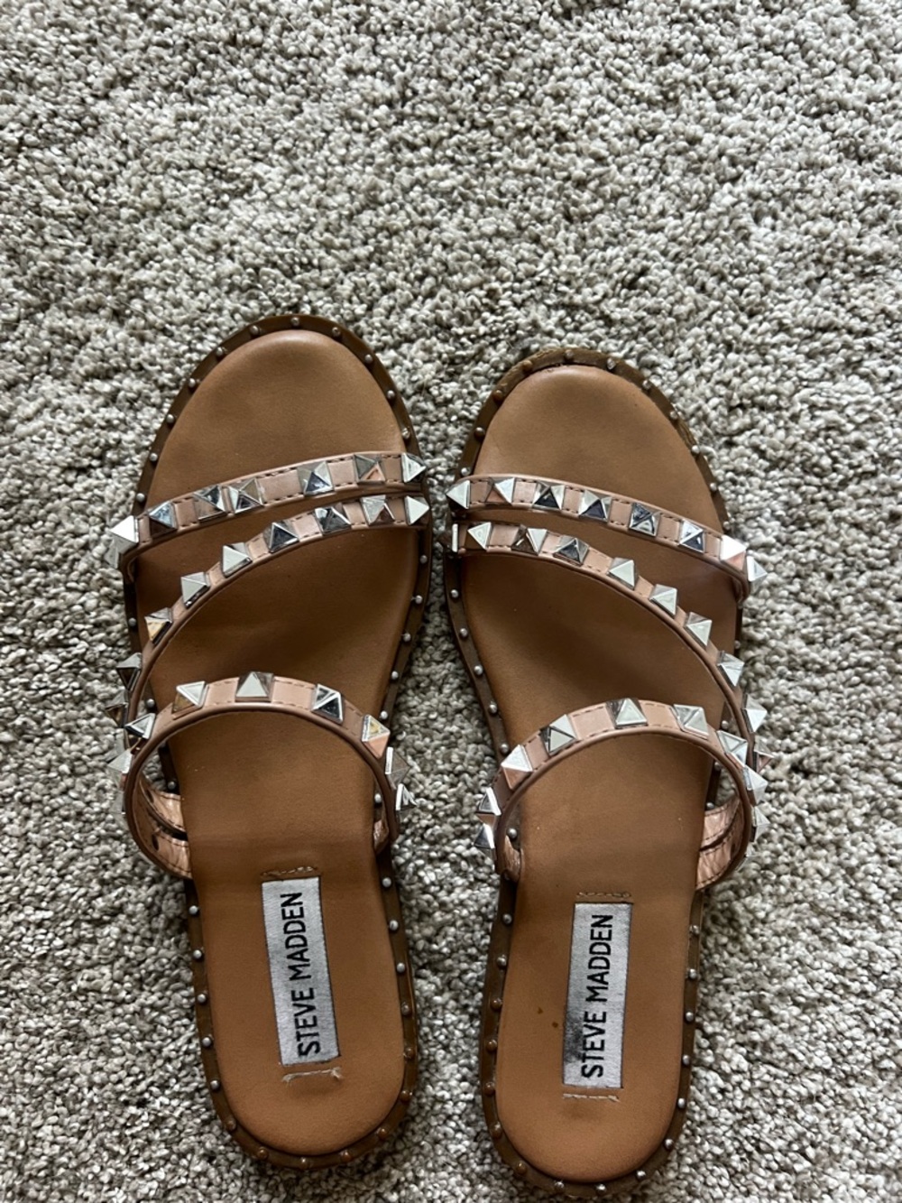Steve Madden Tan Pyramid Stud Slide Sandals